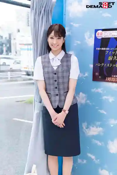 SDMM-213 【職場翹臀辣妹限定】魔鏡號 冒充黑絲調查 潤滑液素股極限挑戰 撕破黑絲直接幹  的劇照16