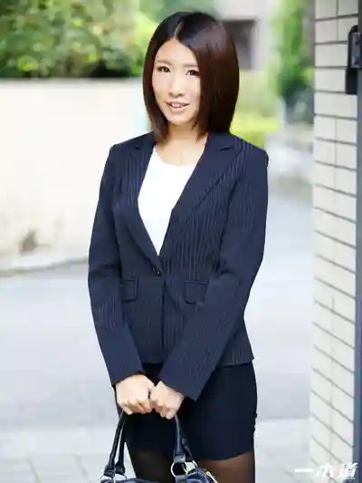 1PON-011414_736 上門推銷成人用品的妹子會用自己溼透的小穴來教你使用哦 ~ 河西真琴 的劇照12