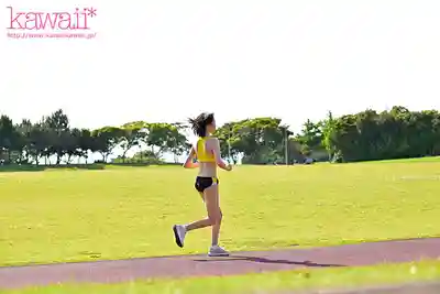 CAWD-892 新人出道!日本全國田徑大賽活躍的運動少女 8頭身172cm的超性感身材 本物女子大生 告別青春 AV DEBUT ~ 夏目真子 的劇照10