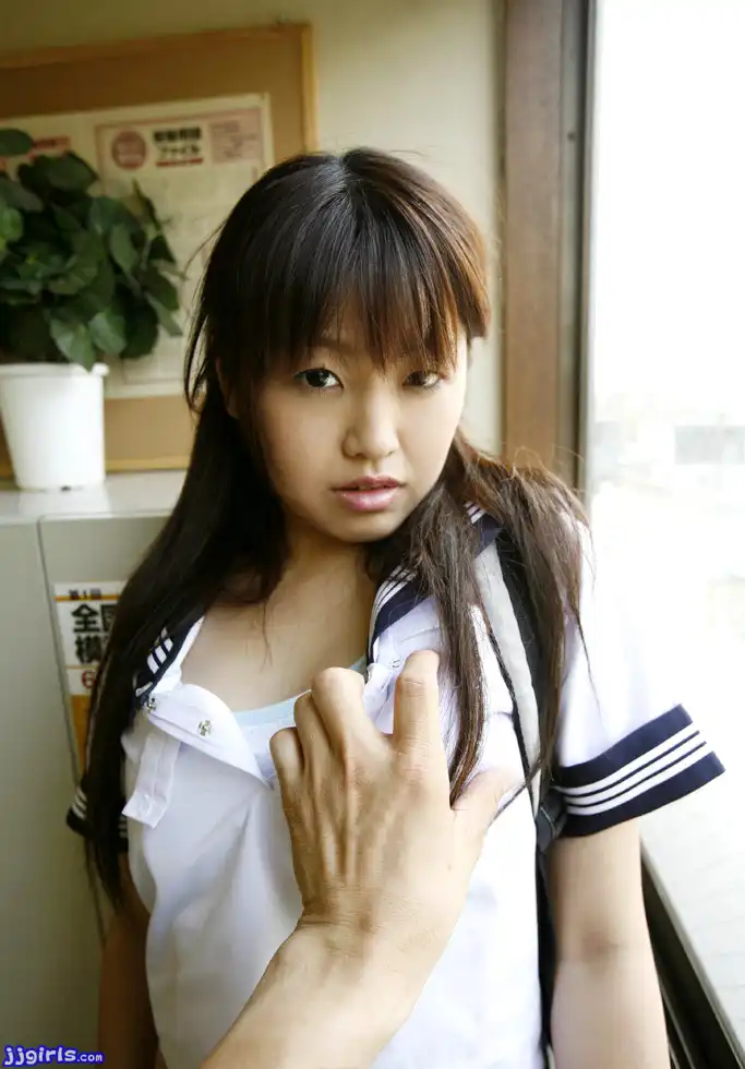 真咲南朋第77張寫真