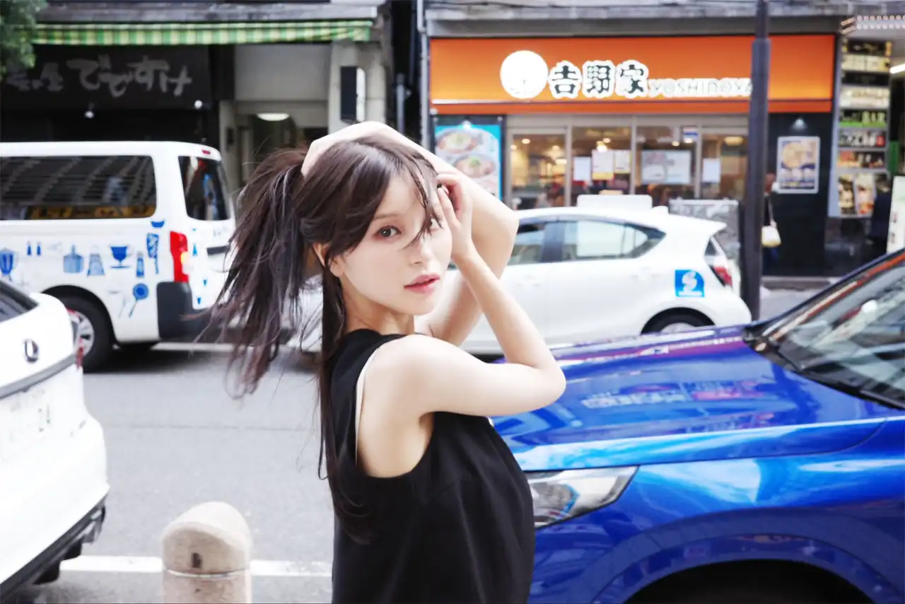 白石奈美第13張寫真