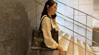 AKDL-351 把同事搞上床的帳號 現在正在追的同事 ~ 三池小春的劇照12