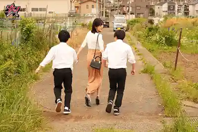 DASS-815 童貞男和192cm巨乳姐姐的性愛 超愛又高屁股又大的女人 ~ 辻井穗乃果 的劇照6