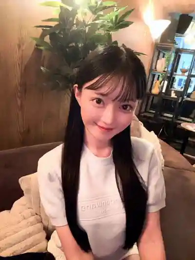 三佳詩第9張寫真