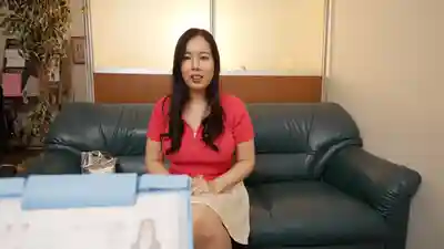 CEMD-763 爆乳淫蕩按摩師用K罩杯奶子榨幹男人 ~ 塚田詩織 的劇照17