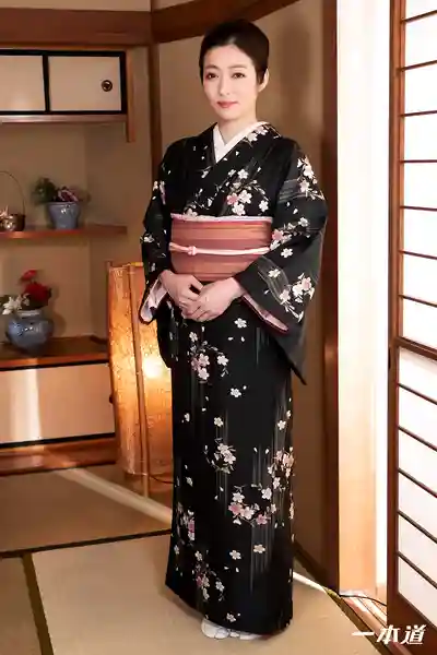 1PON-011522_001 溫泉旅館的貼心女將 用舌頭和美乳伺候客人的極致服務 ~ 江波亮的劇照18