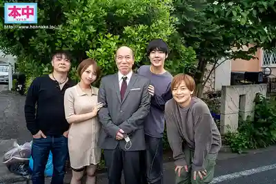 HMN-764 巨乳人妻嫁入M男家族 和女王樣再婚後每分每秒都被射精管理的日常 ~ 宍戶里帆的劇照10