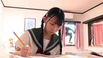 SUJI-292 太可愛了...跟蹤猥褻·綁架強制精飲·昏睡侵犯 麻花辮無毛少女146cm ~ 南日菜乃 的劇照3