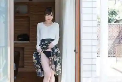 1PON-011919_800 小穴若隱若現的誘惑 睡顏超可愛的朋友媽媽 ~ 篠惠美的劇照14