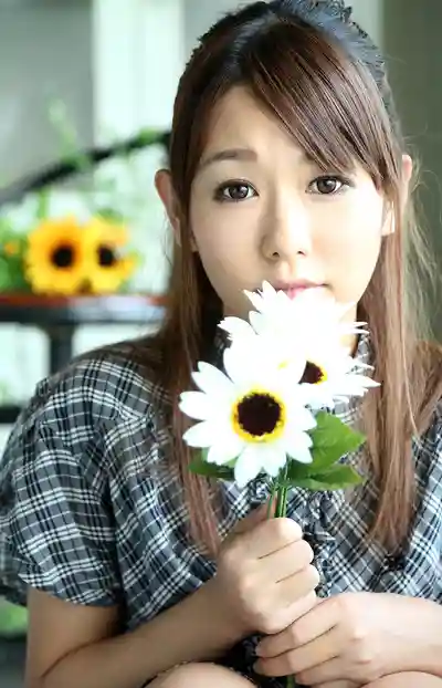 神村美沙封面照片寫真