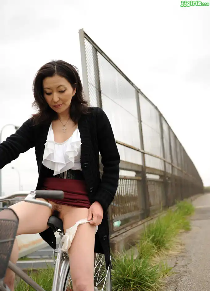 保坂友利子第65張寫真