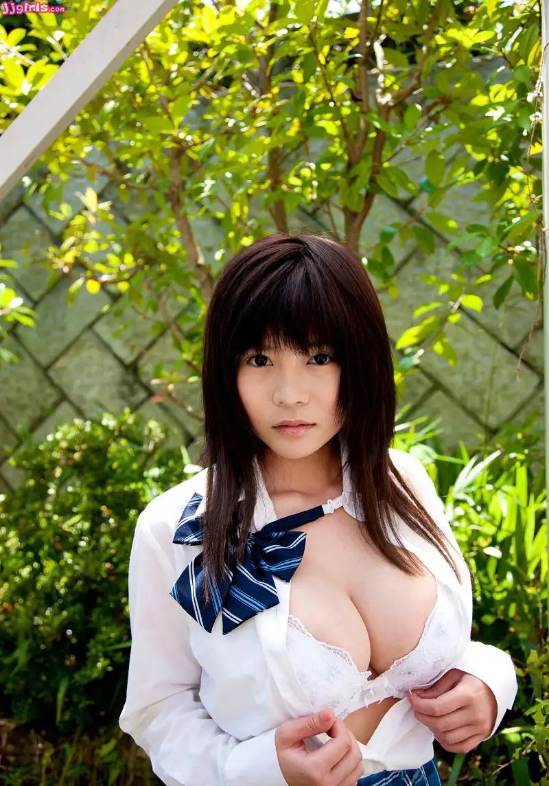 小衣くるみ第45張寫真