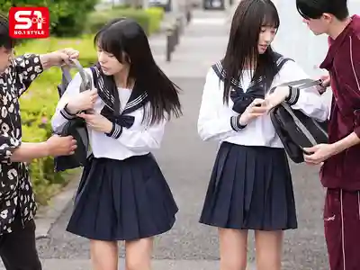 SNOS-002 救下被霸凌的雙胞胎姐妹花，然後把她倆一起脫光光 ~ 淺野心 榊原萌  的劇照13