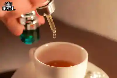 ROYD-273 美乳OL被按摩店技師猛揉奶頭媚藥發作後潮吹絕對高潮 ~ 鳳美優  的劇照10