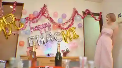 MOOR-051 拍攝結束攝影機關掉後的慶生趴變成超淫亂大亂交 偷偷錄下來的真實素顏性愛 ~ 沙月惠奈的劇照16