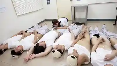 SGKI-070 性犯罪撲滅治療院 冷酷女看守K小姐對異常性欲犯罪者的大雞巴進行無情調教 ~ 北岡果林 的劇照4