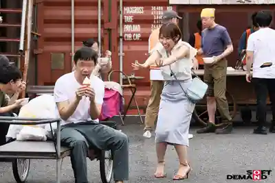 SDDE-760 能停止時間的女人！地味OL超愛雞巴！特殊性癖榨精後還要像狗一樣的撒尿標記領地！～ 宍戸裏帆 的劇照12