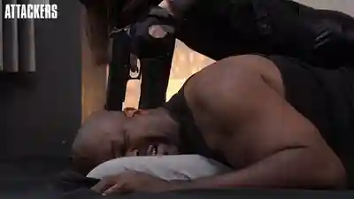 ATID-636 彼岸花 第二章 國際犯罪組織VS美女捜査官 ~ 足立友梨,神納花 的劇照9