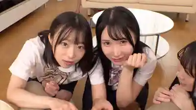 MMUS-104 完全主觀！蘿莉控美少女三人組的性愛課程 ~ 由良佳奈,南日菜乃,月乃あや的劇照9