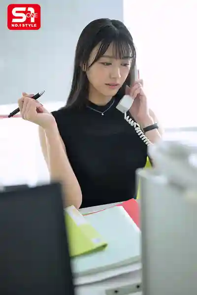 SNOS-006 目睹夢中情人美人秘書被老闆強姦竟硬到停不下來 卑鄙我撿剩被操到高潮 ~明日葉三葉的劇照1