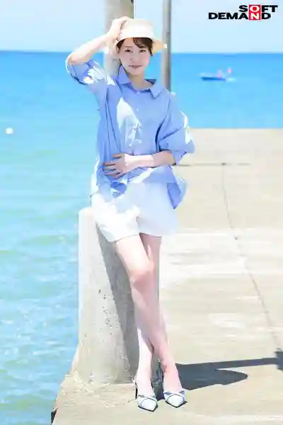 SDNM-534 新人出道！身高177cm 官能豔麗美腿人妻  33歲 AV DEBUT ~ 高村澪 的劇照9