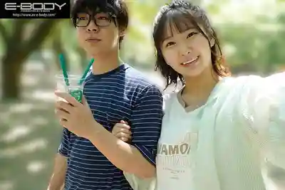 EBWH-292 宅男的初戀女友第一次約會...衣服下藏着想象不到的至軟柔美巨乳 興奮到不行瘋狂抽插到精盡人亡 ~ 由衣陽菜 的劇照10