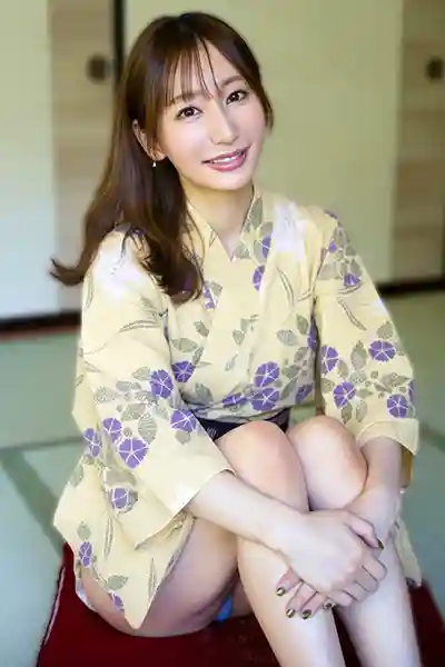 SOON-009 隨時隨地人妻肉便器 慾求不滿溫泉偷情之旅 ~ 足立友梨的劇照12