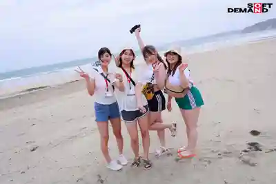 SDJS-348 魔鏡號 SOD女子社員夏季AD4人組的人氣企劃 猜猜哪根肉棒是男友的 的劇照1