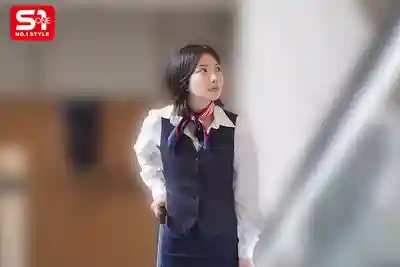 SNOS-062 高顏值抖M空姐無論怎樣都可以 完全服從調教到爽爲止 ~ 音無鈴 的劇照18