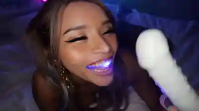 HONB-462 大叔搭訕辣妹之旅 殿堂級絕對美少女危險性交09 ~ 黒咲華 的劇照7