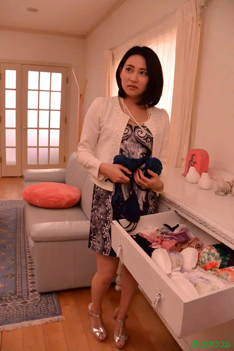 越川アメリ第75張寫真