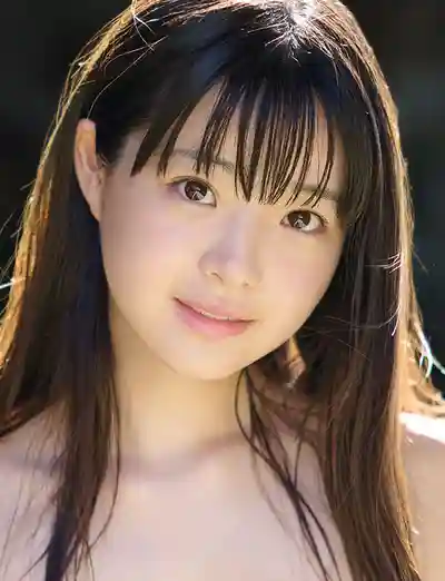 井上桃封面照片寫真