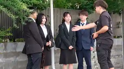 DVMM-331 顏出MM號 x 魔鏡號 新社會人限定 ！同事間的情侶交換企劃！應徵男女4人組挑戰連續中出換妻脫出遊戲！在心愛戀人面前明知不該卻還是讓同事的肉棒插入！男友就在旁邊卻連續射精中出SEX！合計29發 ~ 綾美なな 塚本沙耶 八阪凪 一之瀨紅羽 神村彩月 上阪芽衣 的劇照13