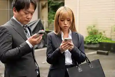 NACT-065 出差相部屋還被逆NTR 不起眼的上司被公司第一美人部下寢取了 ~ 椿莉香 的劇照10