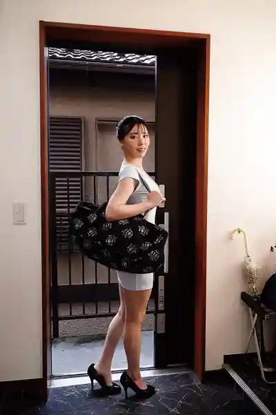 NACT-067 淫水滿溢！美少女外派泡泡浴 入門就即刻口爆開啓濃厚全套服務 ~ 黒島玲衣 的劇照9