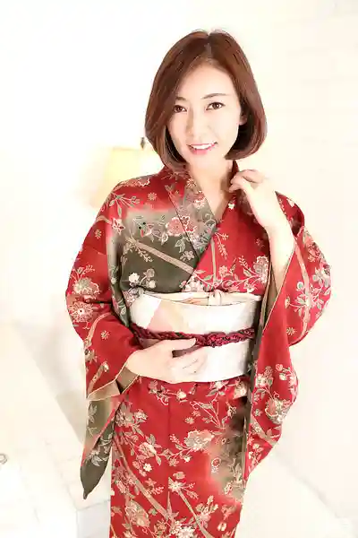 1PON-020420_969 舔穴口爆特輯7 極致奉仕 ~ 新城由衣 相澤ひなた 古瀬玲 市川サラ 的劇照13