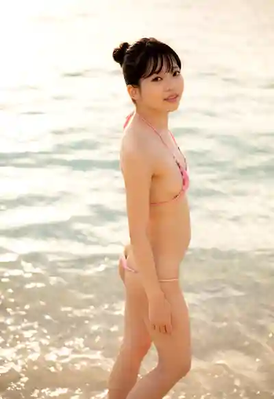 槙泉奈第15張寫真