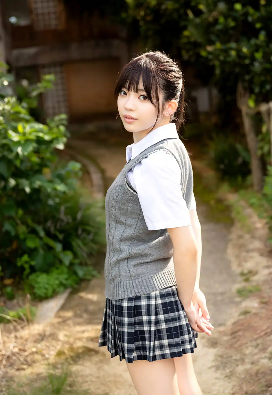 槙泉奈第19張寫真