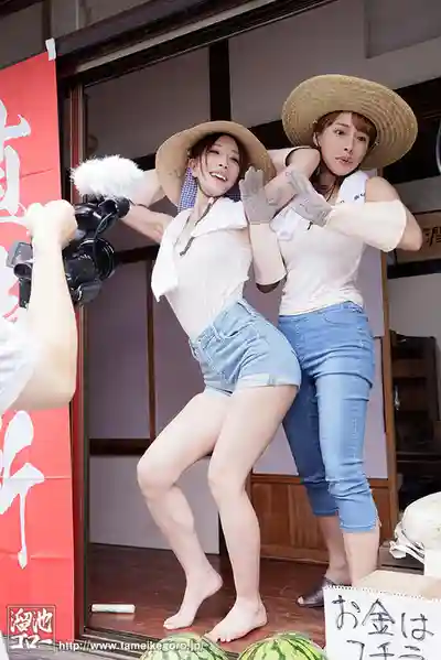 MFYD-067 【專屬共演史上最變態的兩人】閒到發騷的淫蕩姐妹花下流鄉下肉棒生活 ~ 大谷雙葉,夢實香苗的劇照11