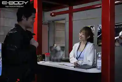 EYAN-214 出差相部屋NTR 鍛煉有素的美體私人教練被下媚藥後強暴 最終卻沉溺於肉彈FUCK無限升天 ~ 彌美衣紗 的劇照10