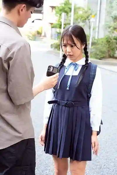 SUJI-298 猥褻中出女兒的閨蜜 無毛女學生 ~ 石原青  的劇照9