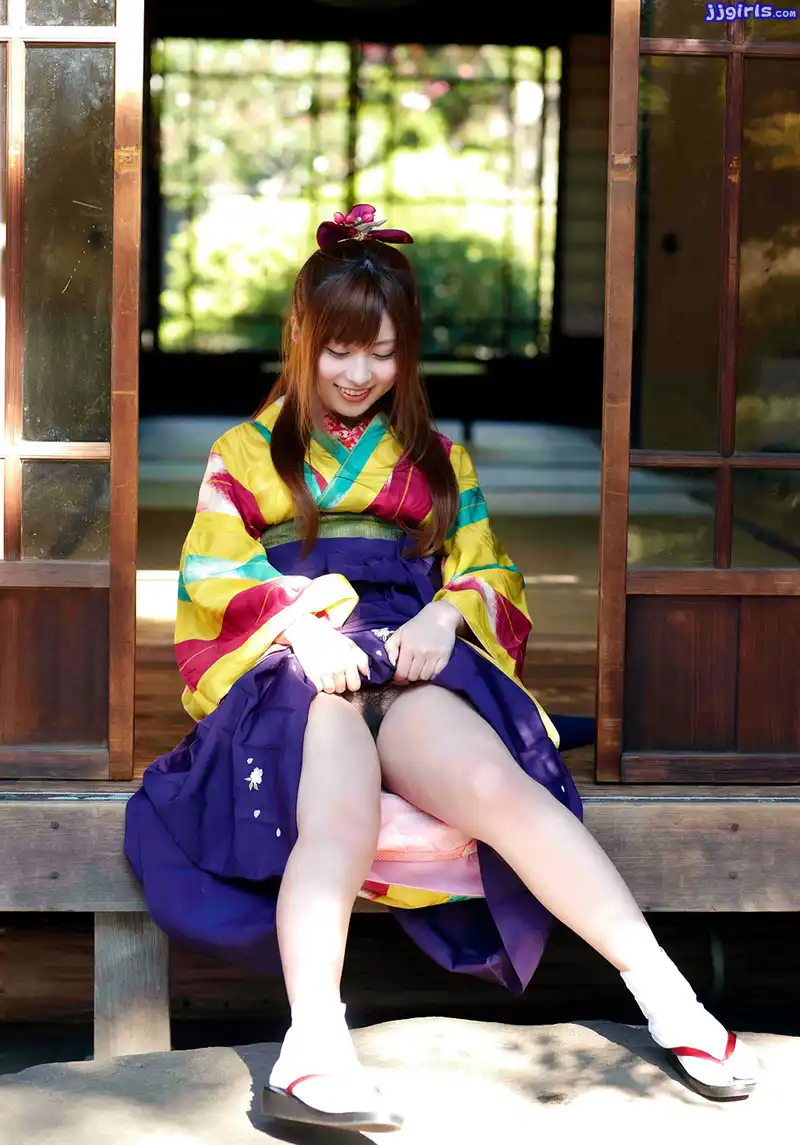 成瀬心美第871張寫真