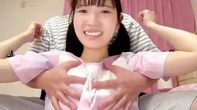 KTRA-772 長著清純臉的妹妹最會撩 貼著肉求無套狠狠干到中出 ~ 日向澪 希咲那奈 朝日奈留美奈 泉莉音 河原かえで的劇照2