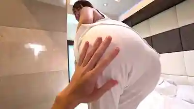URKN-1701 超主觀視角 顏值爆表美乳翹臀姐姐的打炮自拍 只想解決性欲的的淫蕩姐姐直奔酒店 被美乳娘榨精兩發 ~ 天馬唯 的劇照7