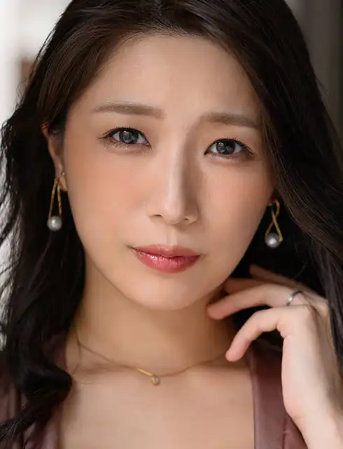 三比菜々美第10張寫真