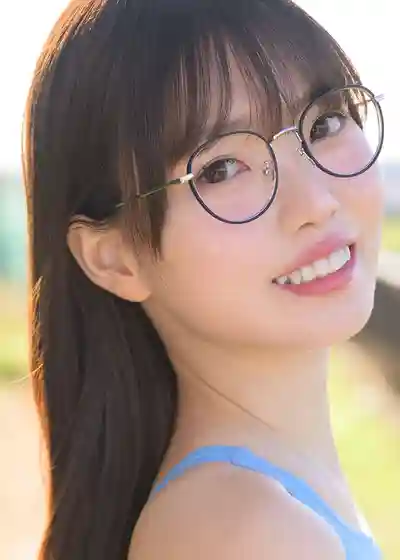 田村梨奈封面照片寫真