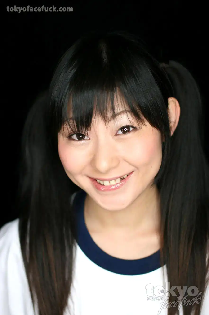 河愛杏里第2張寫真