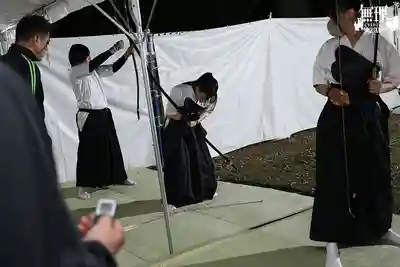 MURIKURI-011 弓道部練習中慘被性指導的2位女生 被調教的順從W穴奴 ~ 淺風唯 相坂すみれ的劇照8