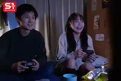 SNOS-314 就這樣一起吃飯，打遊戲， 氣氛到了還能順勢開乾 ~ 田野憂的劇照10