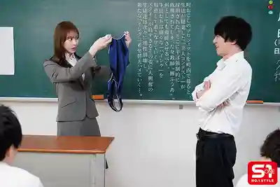 SNOS-324 身材超讚的女教師被學生們強行穿上小穴都快露出來的超羞恥高叉泳衣 ~ 楓富愛的劇照12